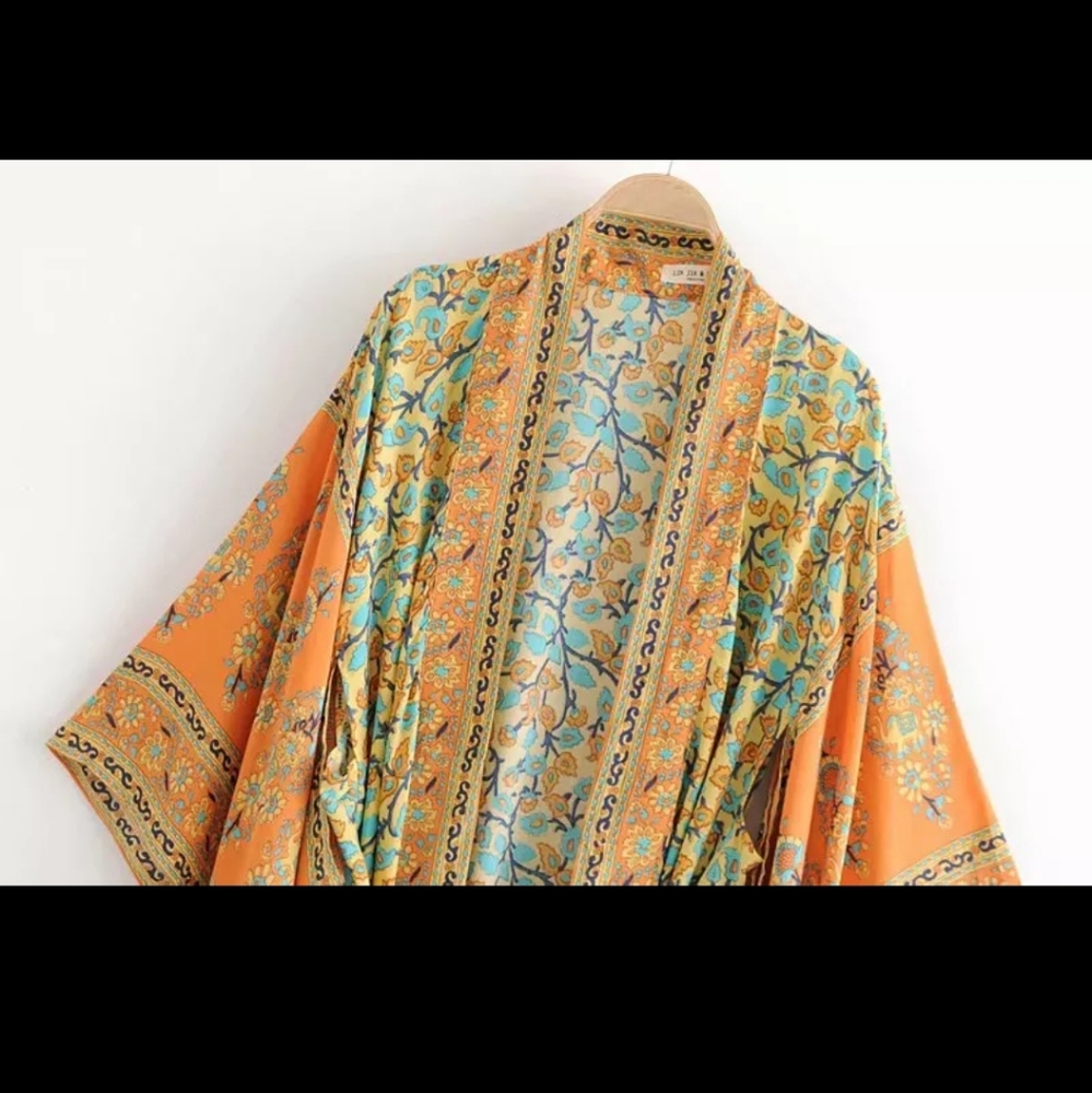NEW VINTAGE BOHEMIAN ROBE KIMONO - Picture 5 of 15